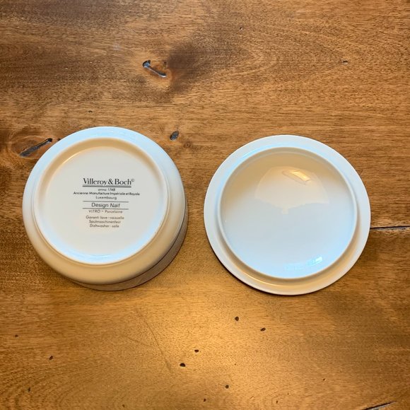 Villeroy & Boch Design Naif 3 3/4" Porcelain Round Trinket Box - Picture 7 of 8